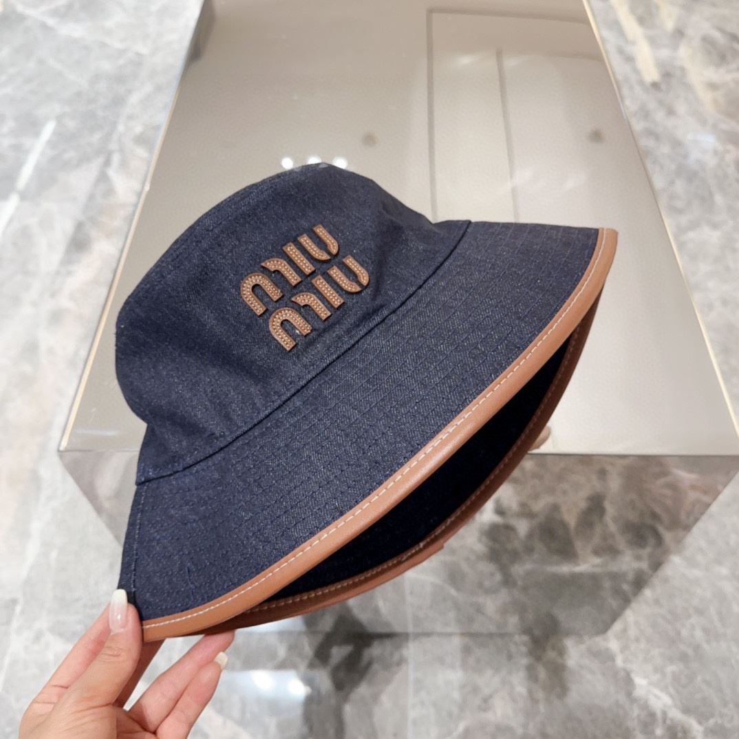 Miu Miu Caps